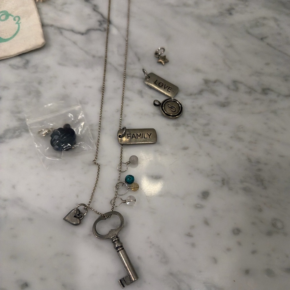 Origami owl dangle charm necklace - Picture 2 of 9